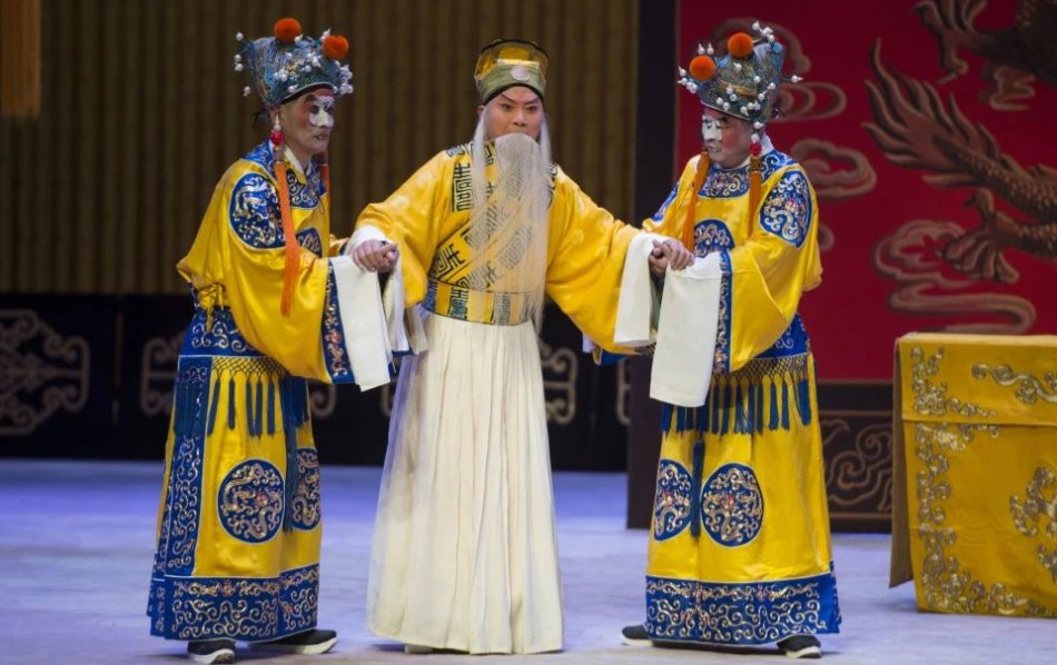纪念奚啸伯先生诞辰115周年专场演出《白帝城》剧照(张建国、王小蝉分别饰演刘备)