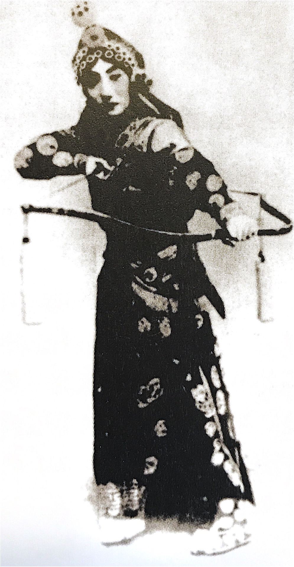 京剧《十三妹》，王瑶卿饰何玉凤（中国戏曲学院戏曲教育数字博物馆载）
