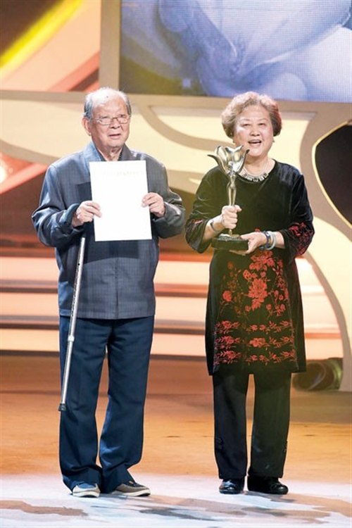 2015年，马科获第25届上海白玉兰戏剧表演艺术奖特殊贡献奖