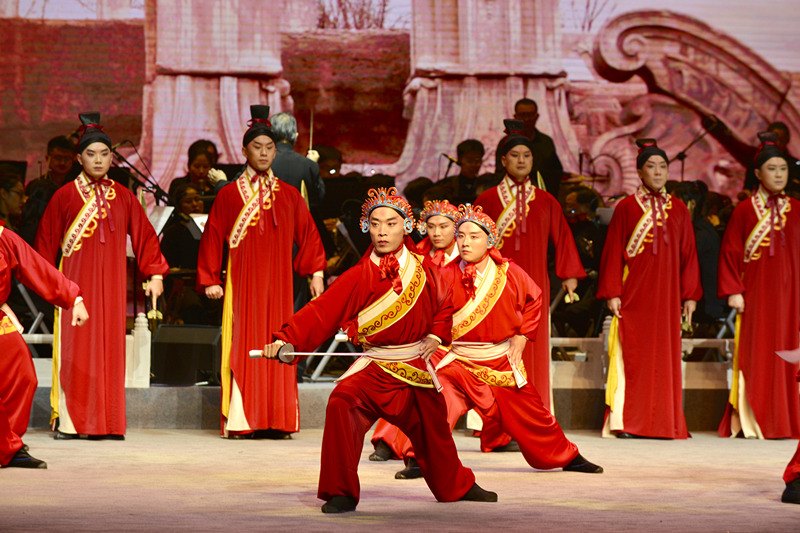 大型现代海派京剧组曲《大梦中国》首演剧照：武戏群场亮相
